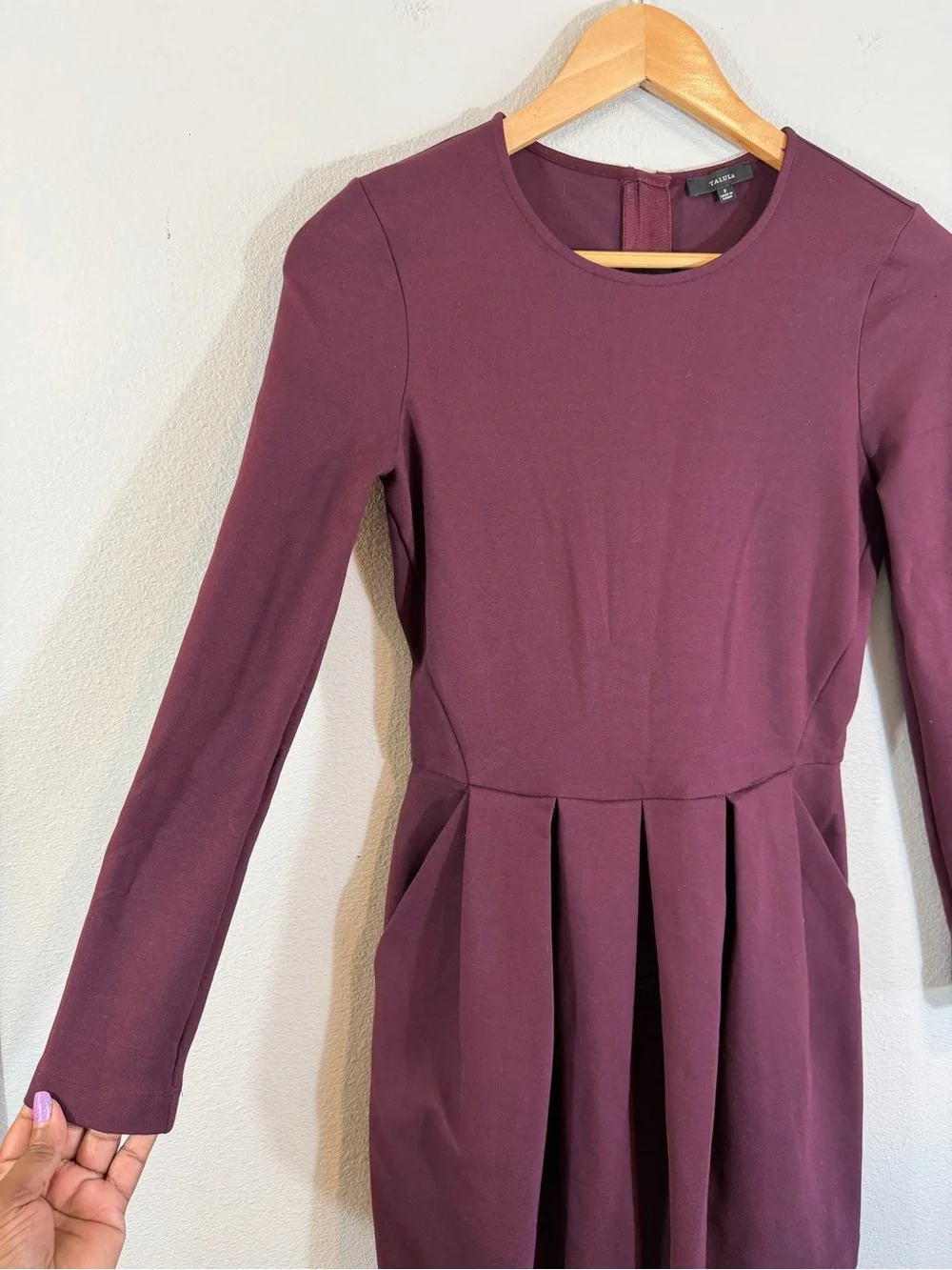 Aritzia Talula Wine Purple Fit & Flare Dress Size 2 Long Sleeve Ponte Knit